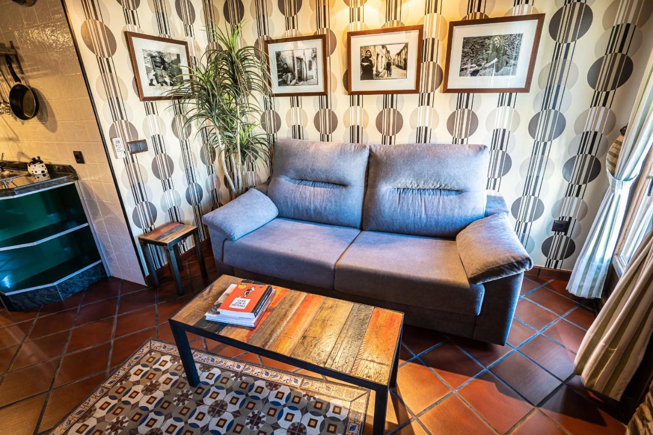 Versatil Apartamentos Zarza De Granadilla Buitenkant foto